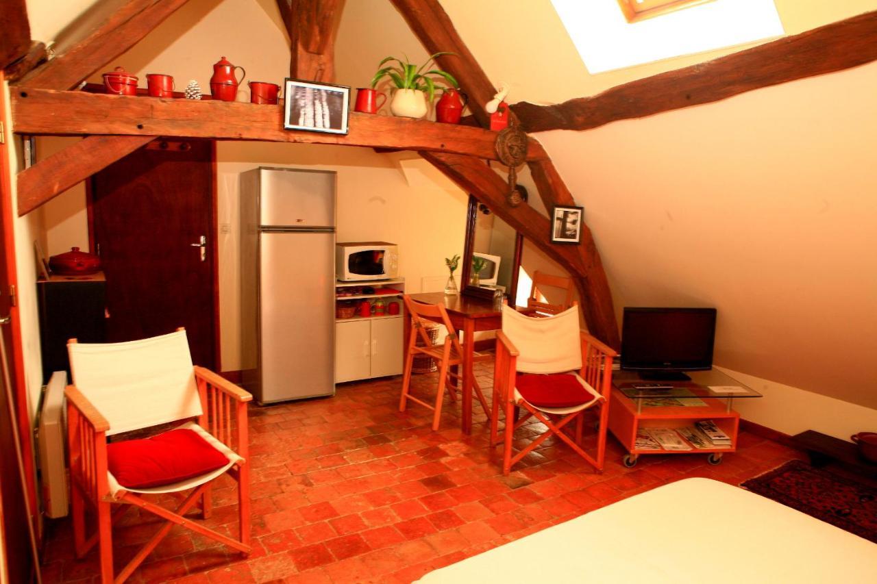 Chambre De Charme Pres De Vezelay 阿瓦隆 外观 照片